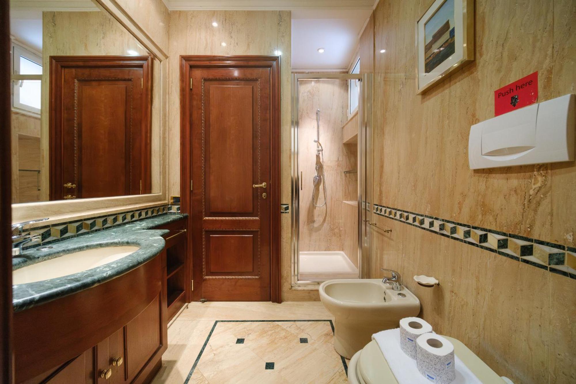 Apartment Spanish Steps Retreat Buddyrent *