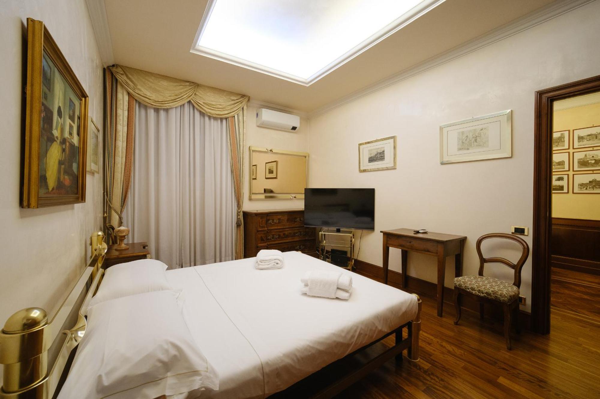 Spanish Steps Retreat Buddyrent Apartment *