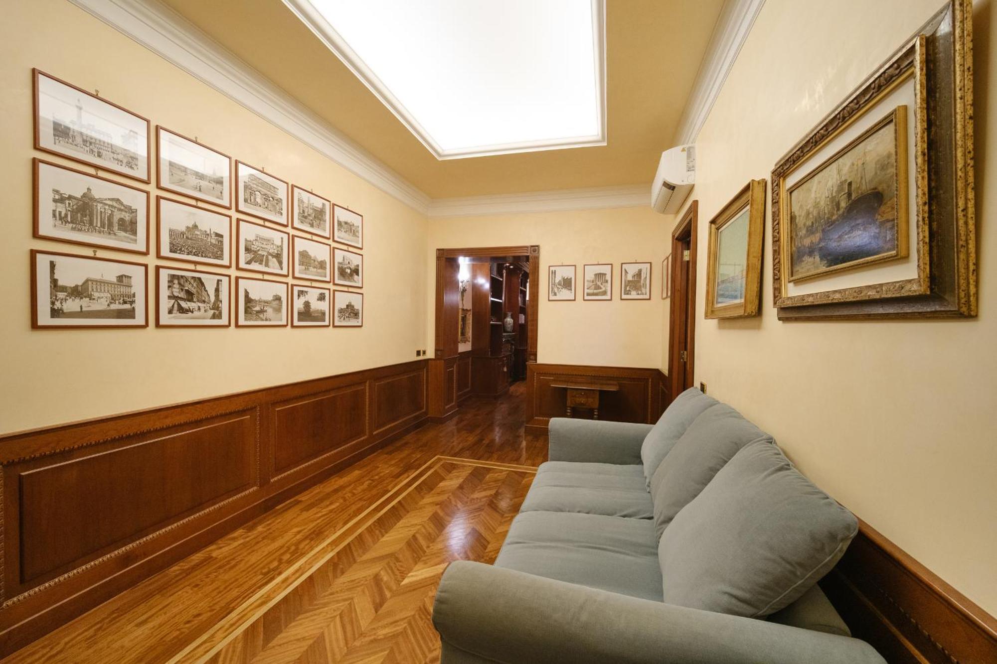 Apartment Spanish Steps Retreat Buddyrent Rom